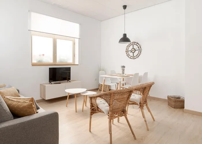 Gus Apartment *